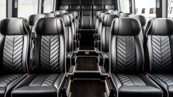 20 passenger minibus rental bolingbrook