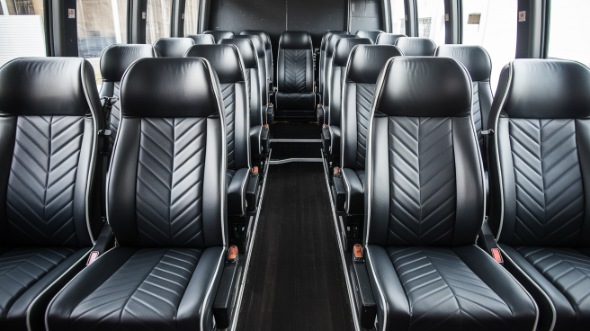 25 passenger minibus rental bolingbrook