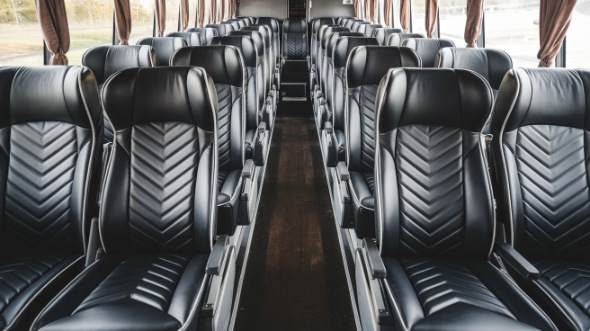 55 passenger charter bus rental bolingbrook
